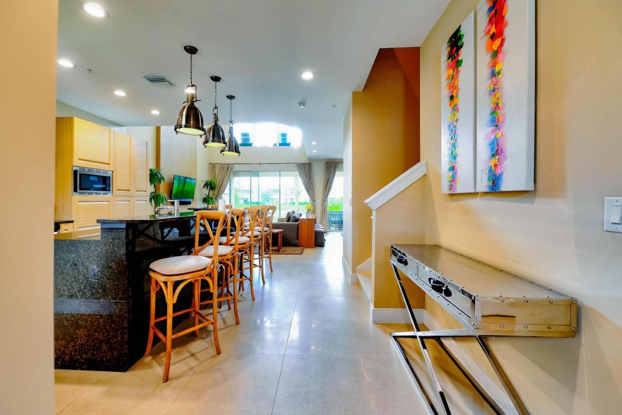 Beautiful Townhome Overlooking The Lake And The Pool Orlando Exterior foto